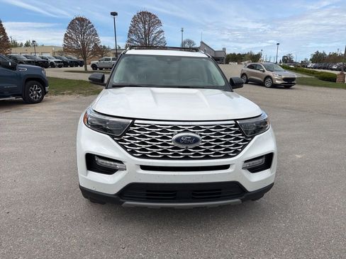 Used 2020 Ford Explorer Platinum w/ Premium Technology Package AWD/4WD image 9