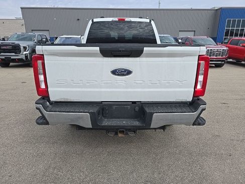 Used 2024 Ford F250 XLT image 4