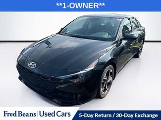 Used 2023 Hyundai Elantra SEL w/ Convenience Package video 2