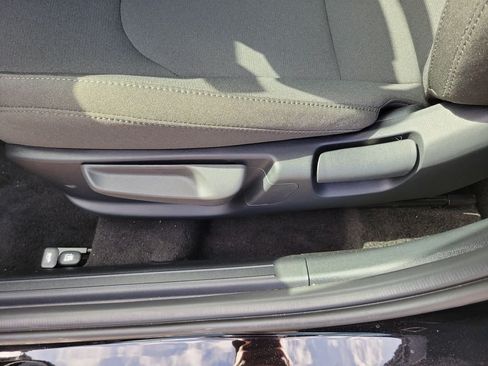 New 2026 Kia K4 FWD image 22