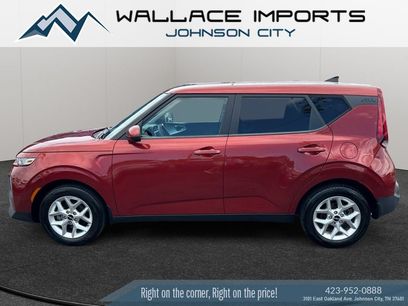 Used 2022 Kia Soul LX w/ Technology Package