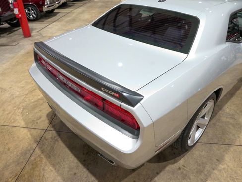 Used 2009 Dodge Challenger SRT8 RWD image 20