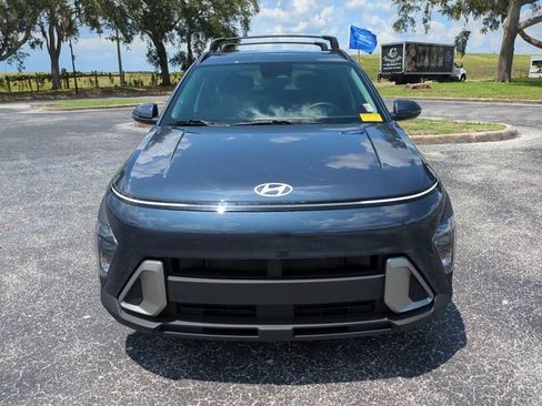 Used 2025 Hyundai Kona SEL FWD image 3