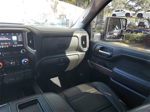 Used 2020 GMC Sierra 3500 Denali w/ Denali Ultimate Package image 15