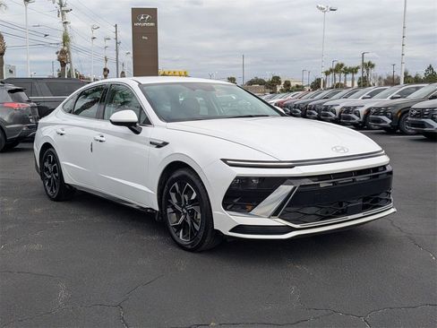 Certified 2024 Hyundai Sonata SEL image 3