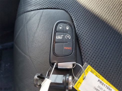 Used 2020 Jeep Cherokee High Altitude image 26