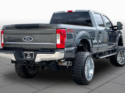 Used 2019 Ford F250 XL w/ STX Appearance Package image 18
