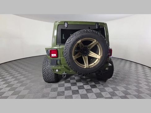 Used 2024 Jeep Wrangler Unlimited AWD/4WD image 41