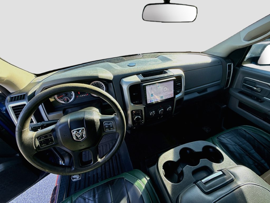 Used 2017 RAM 1500 Classic SLT AWD/4WD image 9