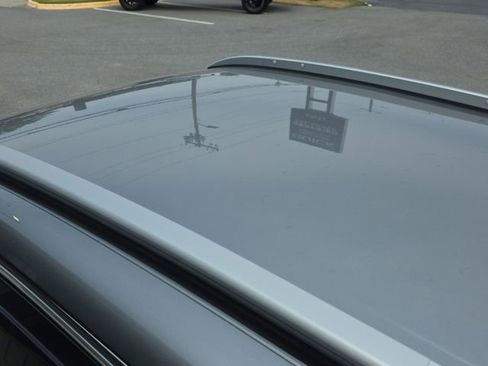 Used 2023 Buick Encore GX Select w/ Sport Touring Package FWD image 10