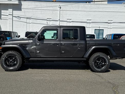 New 2026 Jeep Gladiator Sport image 6