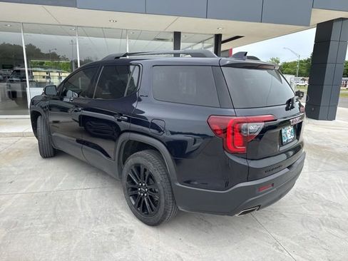 Used 2022 GMC Acadia SLE w/ Elevation Edition FWD image 3