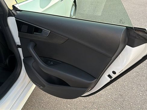 Used 2021 Audi A5 2.0T Premium image 40