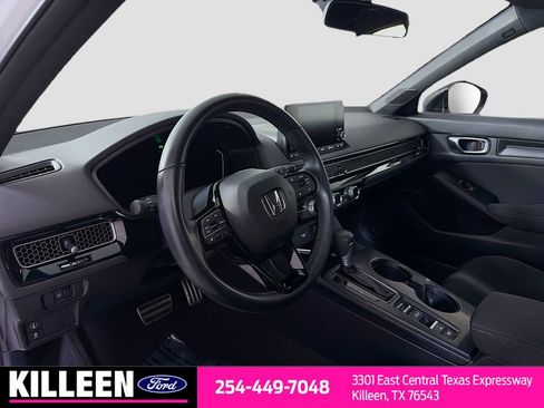 Used 2024 Honda Civic Sport image 10