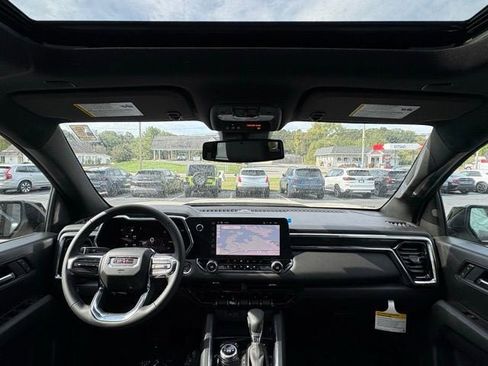 New 2026 GMC Canyon Elevation w/ Convenience Package image 16