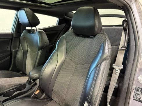 Used 2016 Hyundai Veloster w/ Option Group 02 FWD image 72