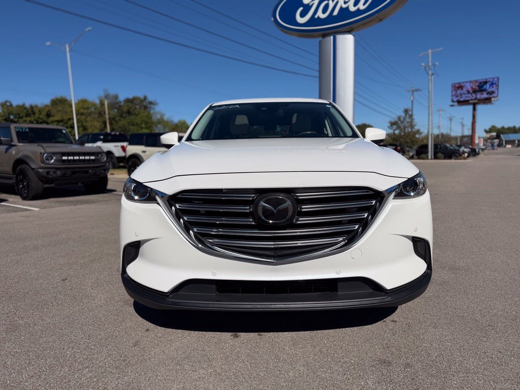 Used 2018 MAZDA CX-9 Touring w/ Touring Premium Package FWD image 2
