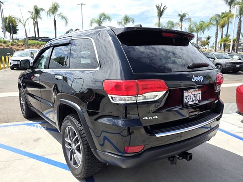 Used 2018 Jeep Grand Cherokee Limited w/ Luxury Group II AWD/4WD image 3