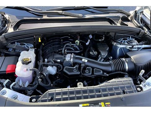 Certified 2025 Jeep Grand Cherokee L Limited w/ Black Appearance Package RWD image 12