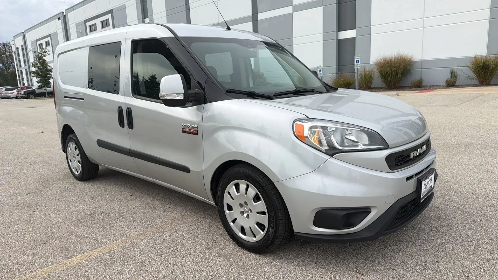 Used 2021 RAM ProMaster City SLT FWD image 3