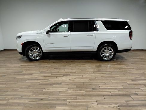 Certified 2023 Chevrolet Suburban High Country w/ Premium Package 2 image 28