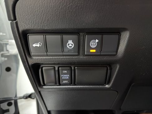 Used 2023 Nissan Armada Platinum w/ Captain's Chairs Package image 68