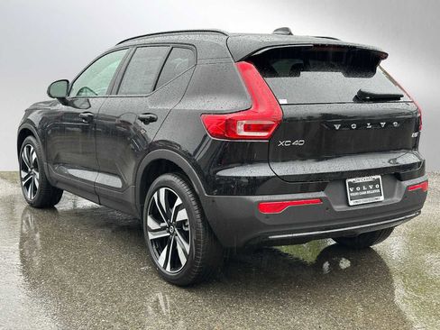New 2026 Volvo XC40 B5 Ultra w/ Climate Package AWD/4WD image 5