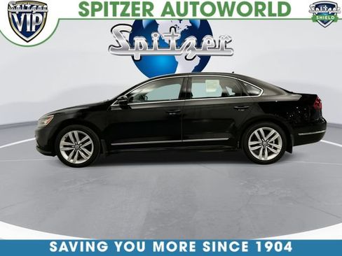 Used 2017 Volkswagen Passat 1.8T SE FWD image 7