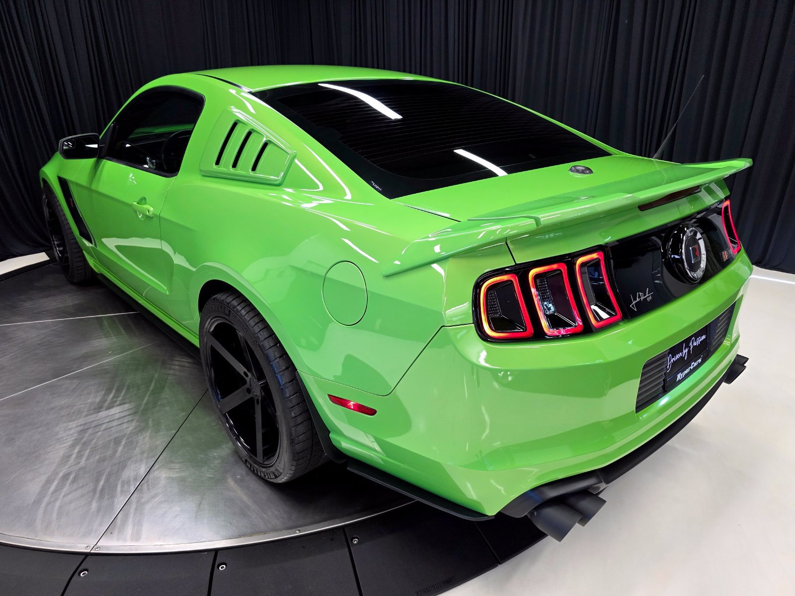 Used 2013 Ford Mustang GT Premium w/ Electronics Pkg RWD image 65