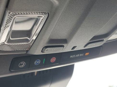 Certified 2023 GMC Sierra 1500 SLE image 31