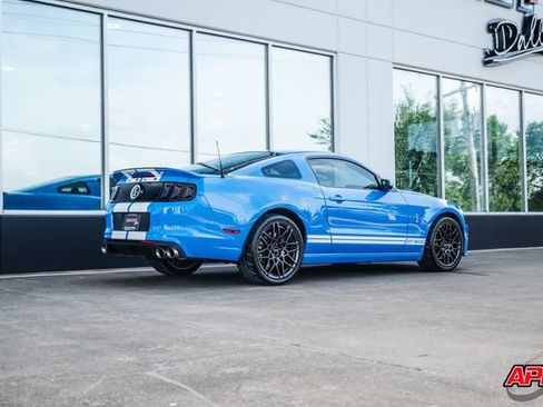 Used 2013 Ford Mustang Shelby GT500 RWD image 44