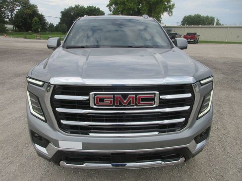 New 2026 GMC Yukon Elevation w/ Elevation Premium Package AWD/4WD image 10