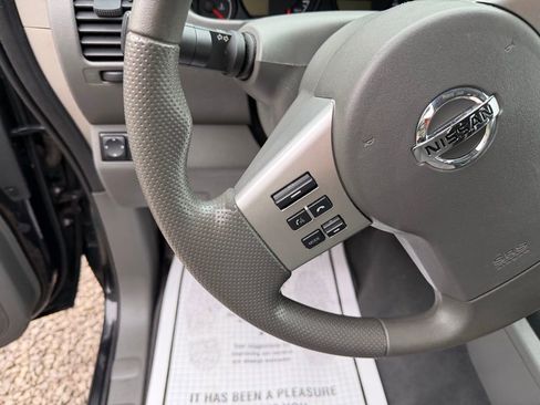 Used 2019 Nissan Frontier SV image 18