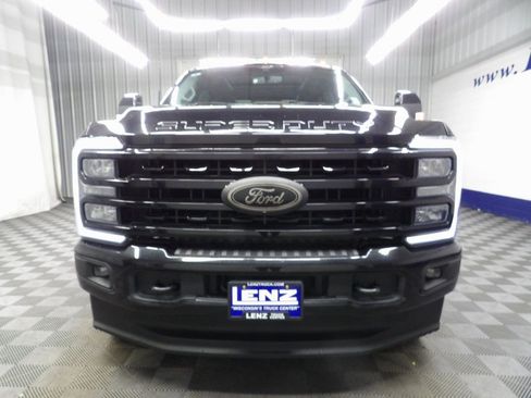 Used 2024 Ford F250 Lariat w/ Black Appearance Package image 46