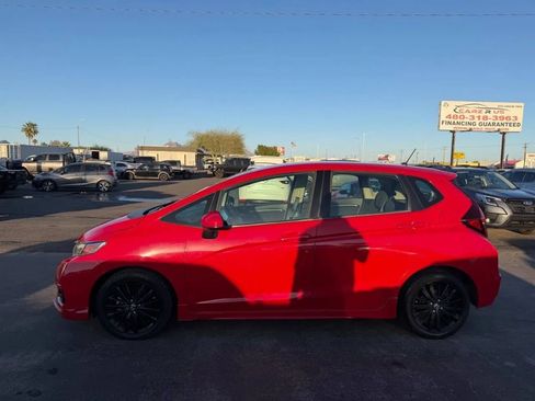 Used 2018 Honda Fit Sport image 4