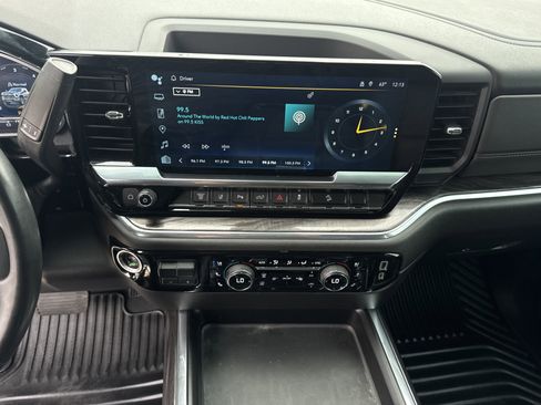 Used 2024 Chevrolet Silverado 2500 LTZ w/ LTZ Plus Package image 22