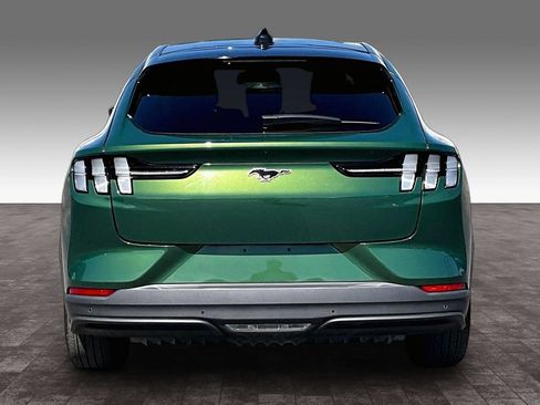 Used 2025 Ford Mustang Mach-E Premium AWD/4WD image 27