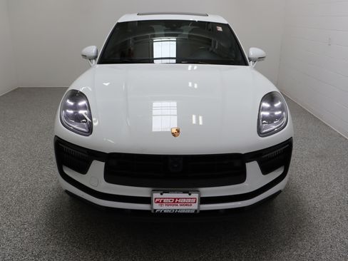 Used 2023 Porsche Macan S image 3