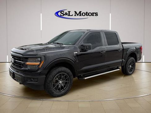 Used 2025 Ford F150 XLT w/ Equipment Group 301A Standard AWD/4WD image 4