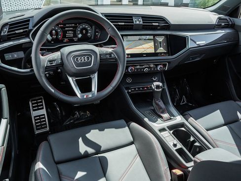 New 2025 Audi Q3 2.0T Premium Plus image 7