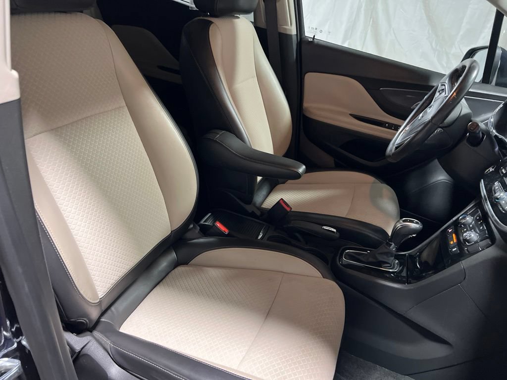 Used 2022 Buick Encore Preferred w/ Safety Package AWD/4WD image 9