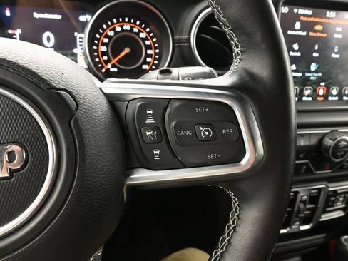 Used 2021 Jeep Wrangler Unlimited Sahara AWD/4WD image 24