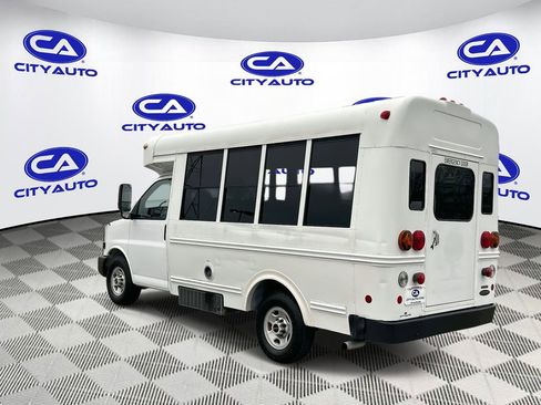 Used 2004 GMC Savana 3500 w/ School Bus Package image 6
