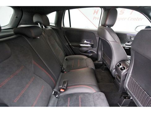 Used 2023 Mercedes-Benz GLA 45 AMG 4MATIC image 10