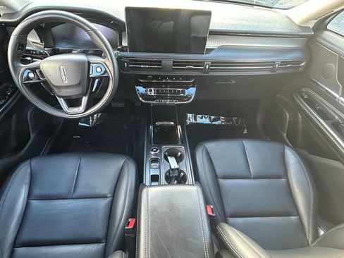 Used 2024 Lincoln Corsair FWD image 10