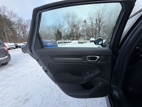 Used 2023 Honda Civic Sport image 20