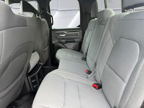 Used 2021 RAM 1500 Big Horn AWD/4WD image 14