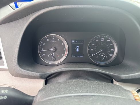 Used 2017 Hyundai Tucson Sport image 28