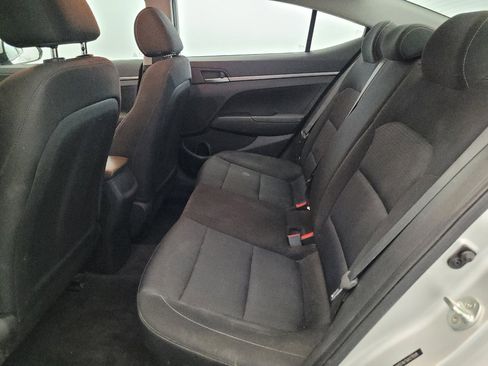 Used 2018 Hyundai Elantra SE w/ Cargo Package FWD image 18