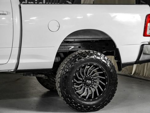 Used 2022 RAM 2500 Big Horn AWD/4WD image 13